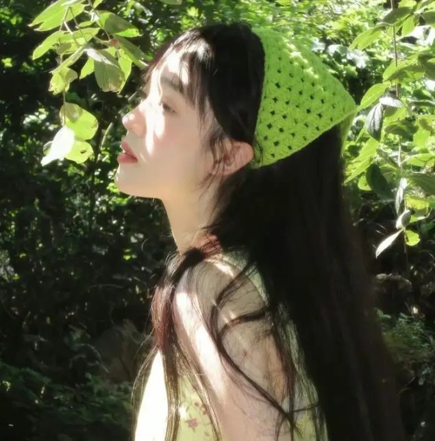 蓝色长袍